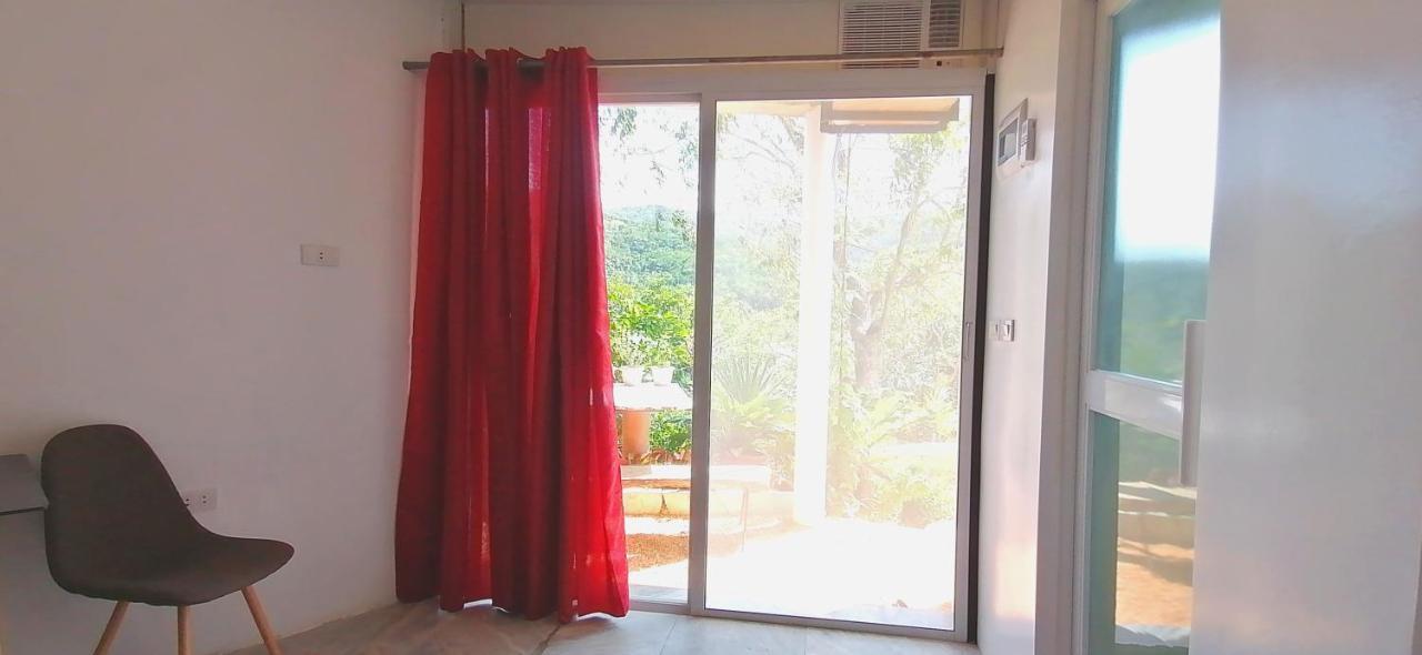 Bed and Breakfast Lonos Circle Private Garden Romblon Экстерьер фото